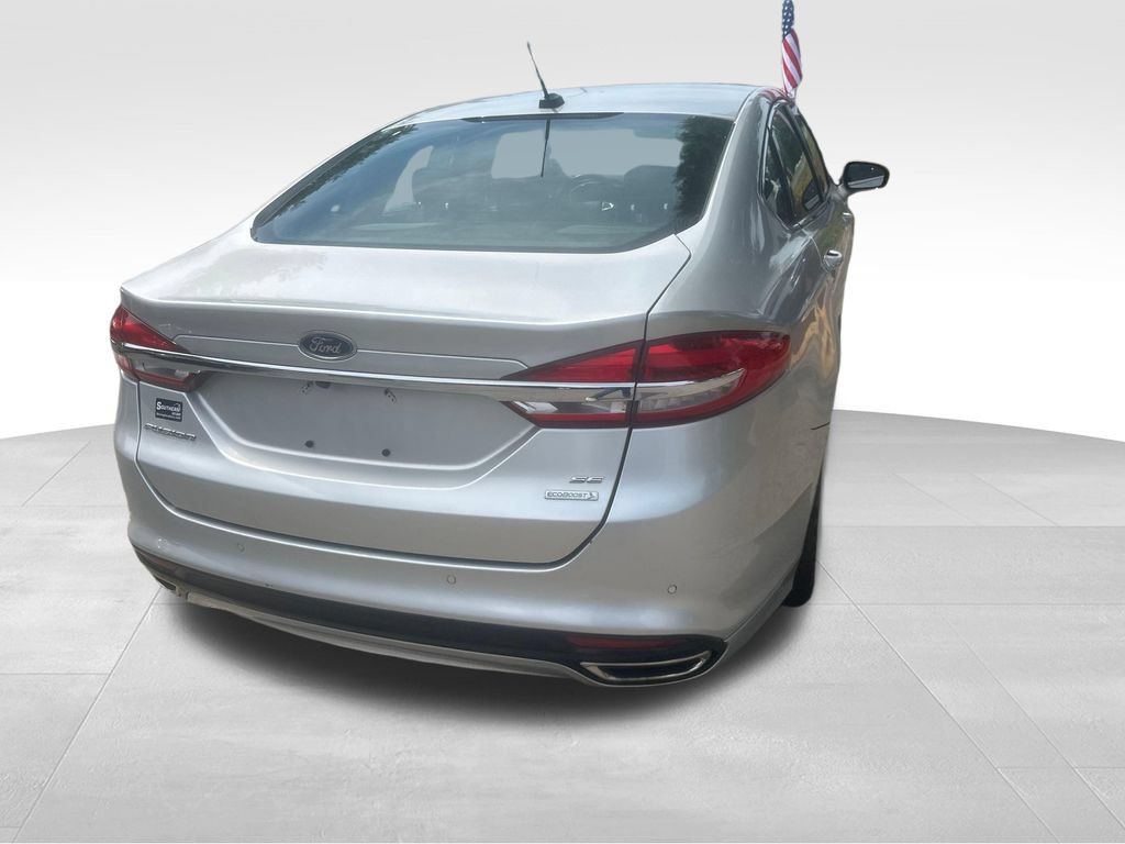 Used 2017 Ford Fusion SE w/ Fusion SE Technology Package FWD image 22