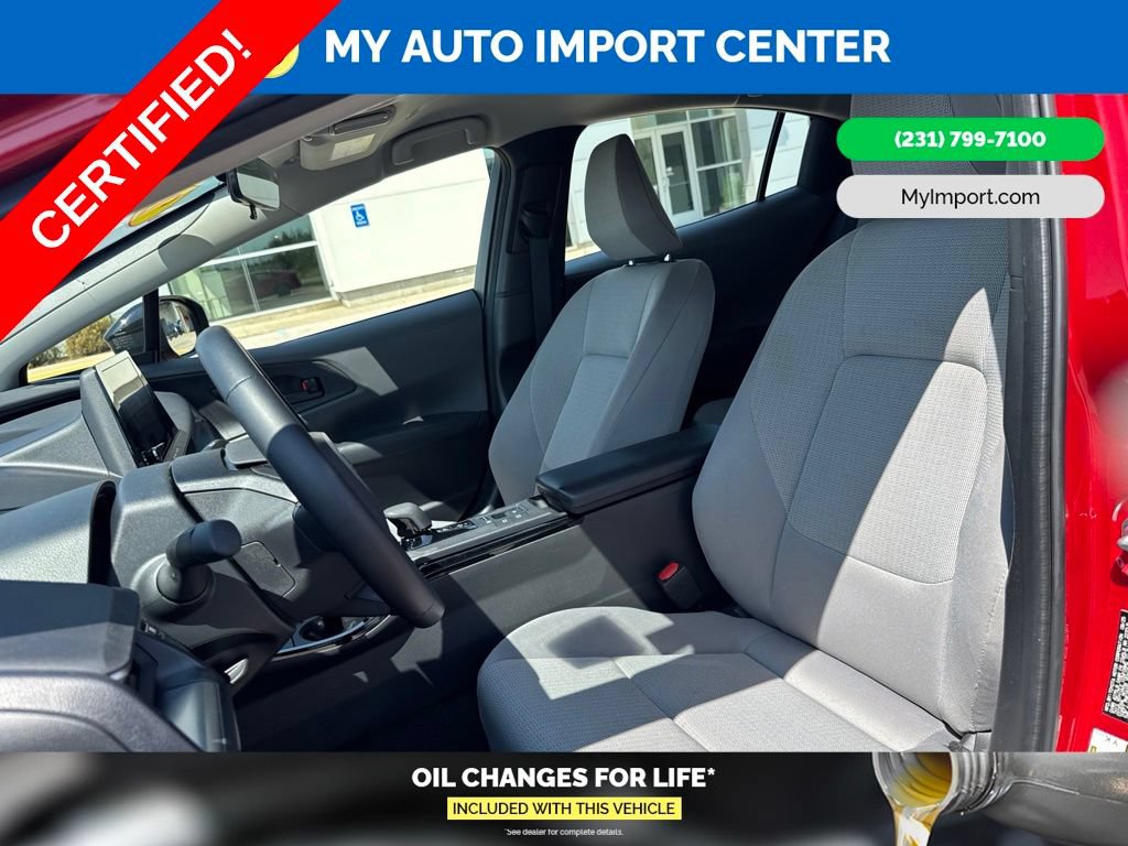 Certified 2026 Toyota Prius LE AWD/4WD image 13
