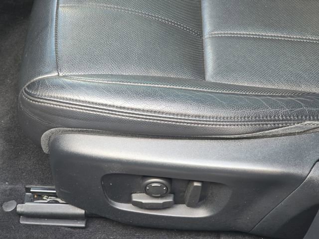 Used 2020 Land Rover Range Rover Evoque SE image 31