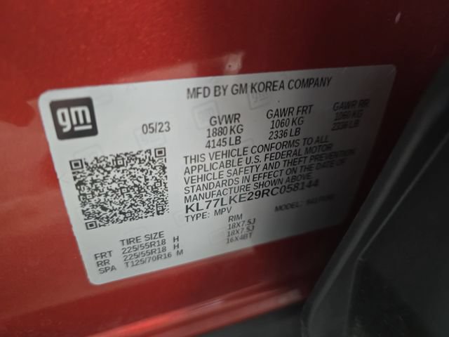 Used 2024 Chevrolet Trax ACTIV w/ Sunroof Package FWD image 37