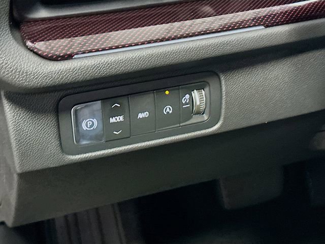 New 2026 Chevrolet Traverse Z71 w/ Driver Confidence Package image 9