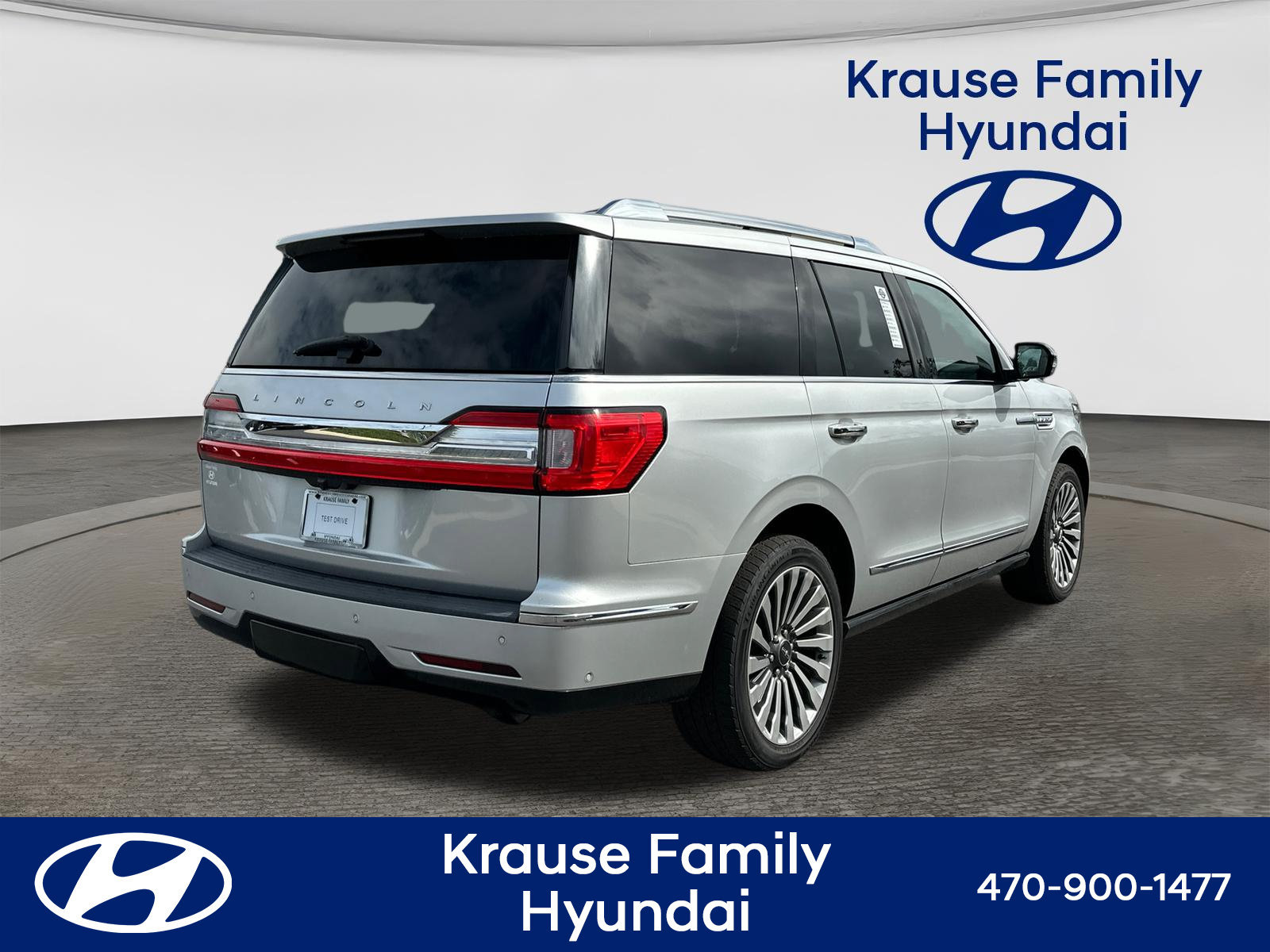 Used 2019 Lincoln Navigator Reserve AWD/4WD image 8