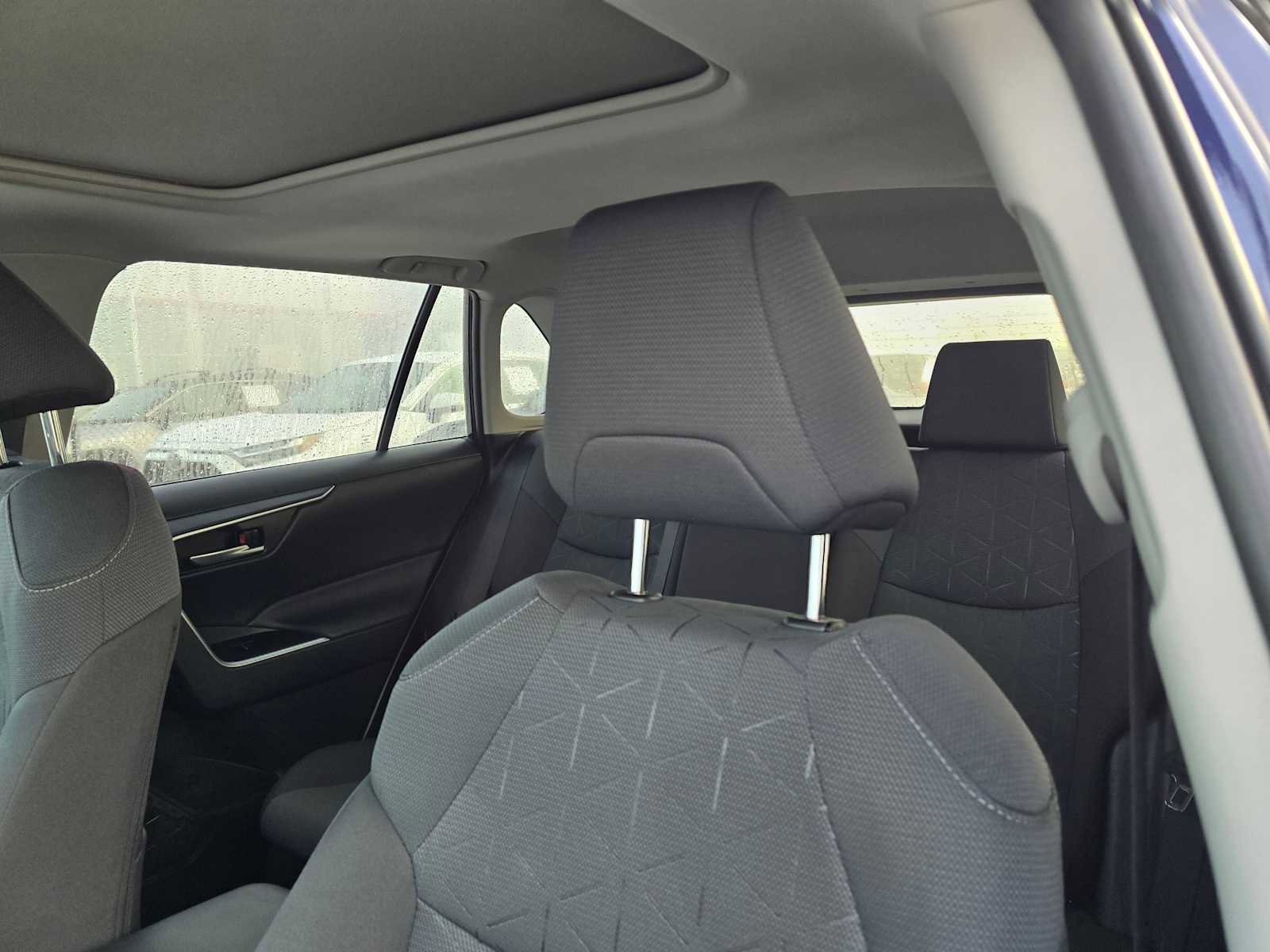 Used 2025 Toyota RAV4 XLE image 25