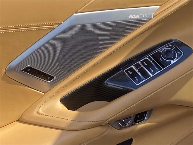 Used 2021 Chevrolet Corvette Stingray w/ Z51 Performance Package image 14