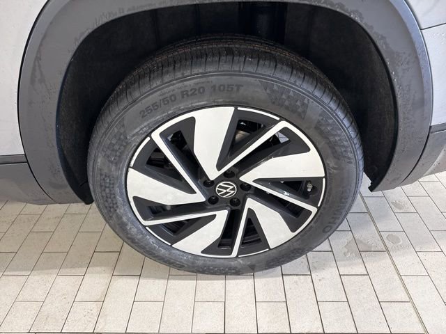 Used 2024 Volkswagen Atlas SE image 34