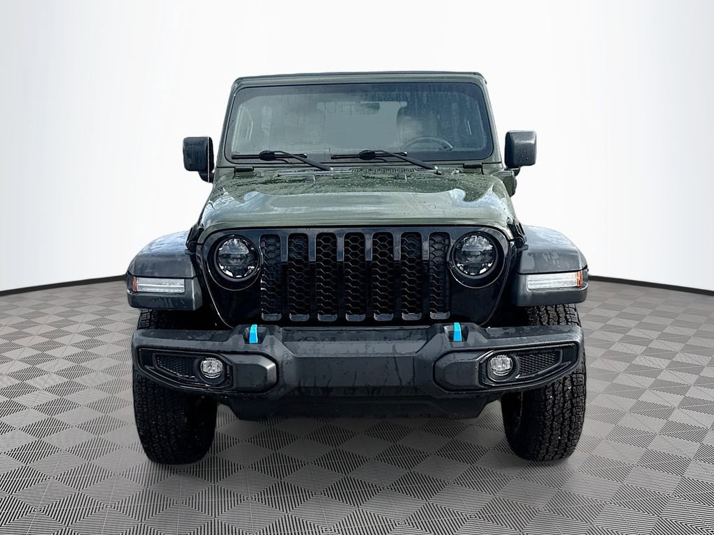 Used 2023 Jeep Wrangler Unlimited w/ Cold Weather Group AWD/4WD video 2