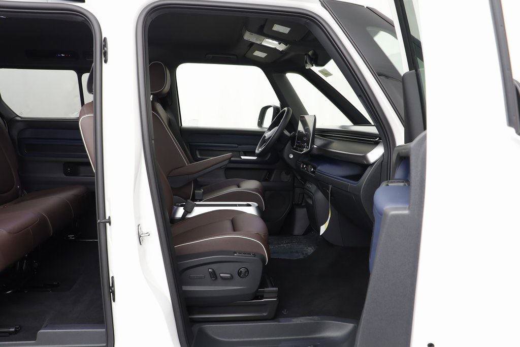 New 2025 Volkswagen ID. Buzz Pro S image 22