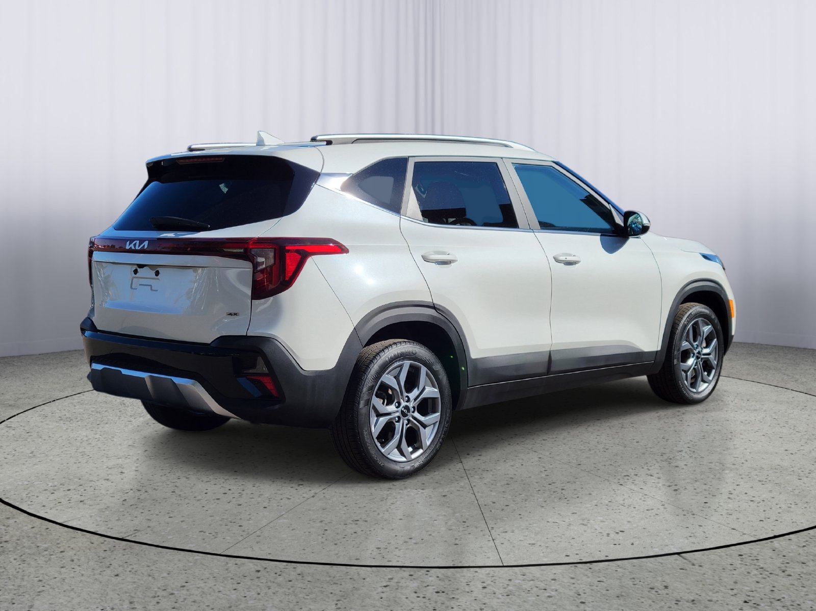 Certified 2024 Kia Seltos S AWD/4WD image 3