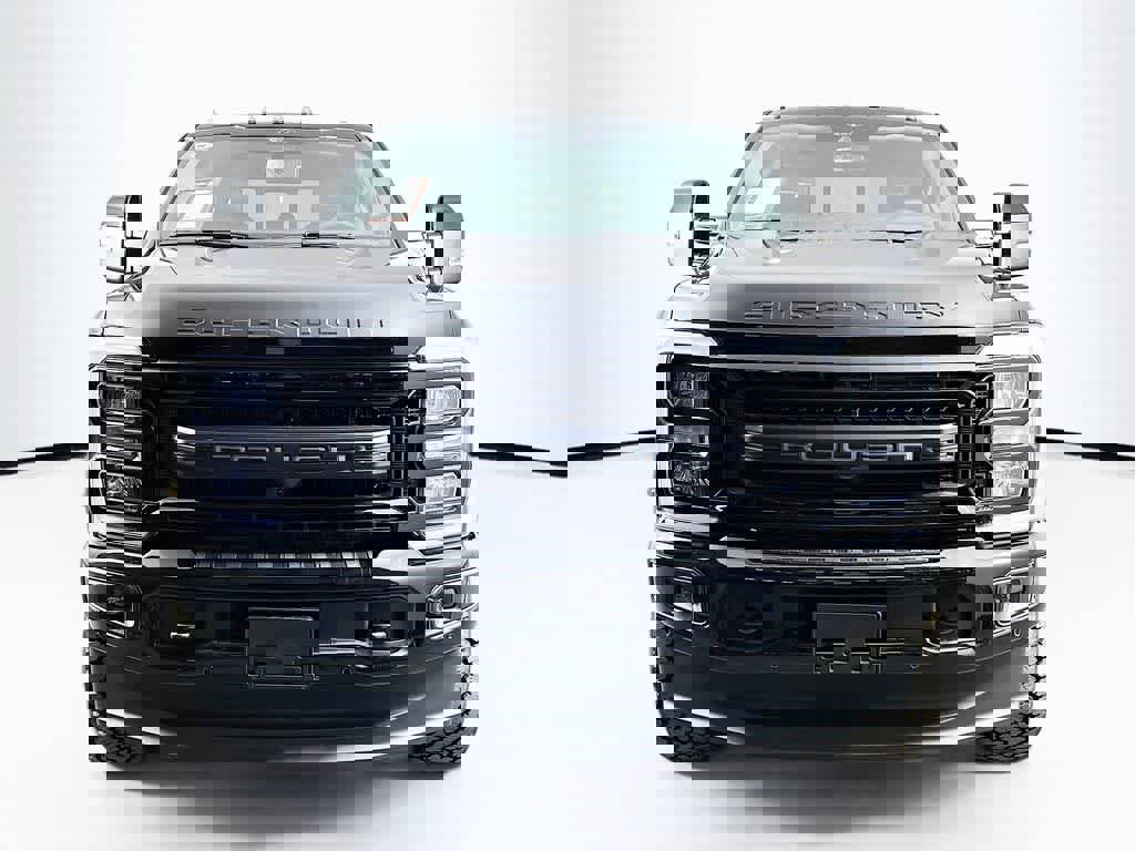 New 2026 Ford F250 Lariat w/ Black Appearance Package image 6