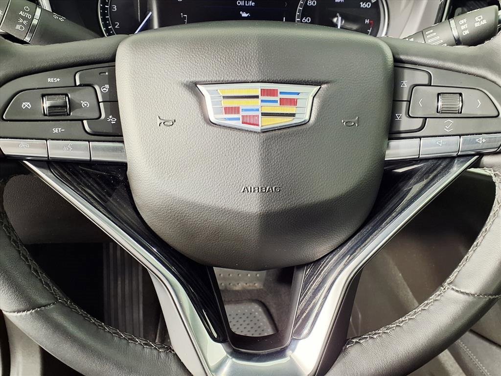 Certified 2025 Cadillac XT6 Premium Luxury image 12