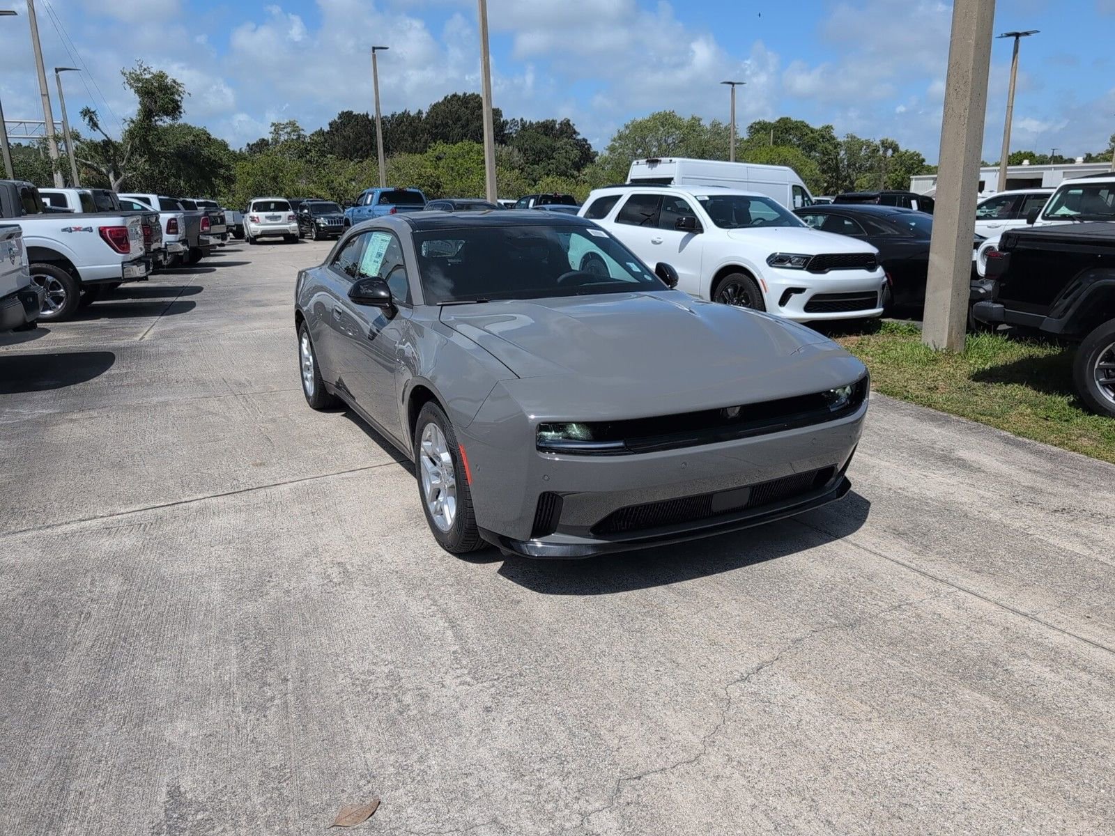New 2025 Dodge Charger R/T w/ Quick Order Package 25M R/T image 2