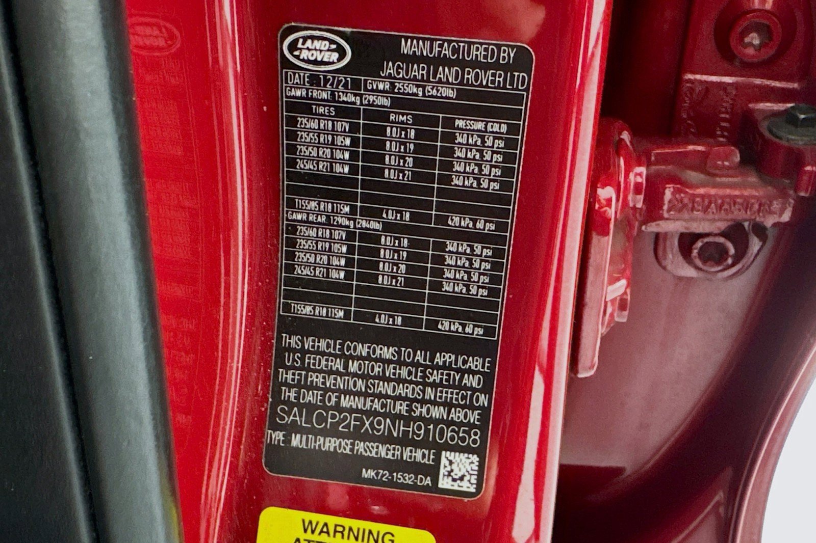 Used 2022 Land Rover Discovery Sport SE image 23