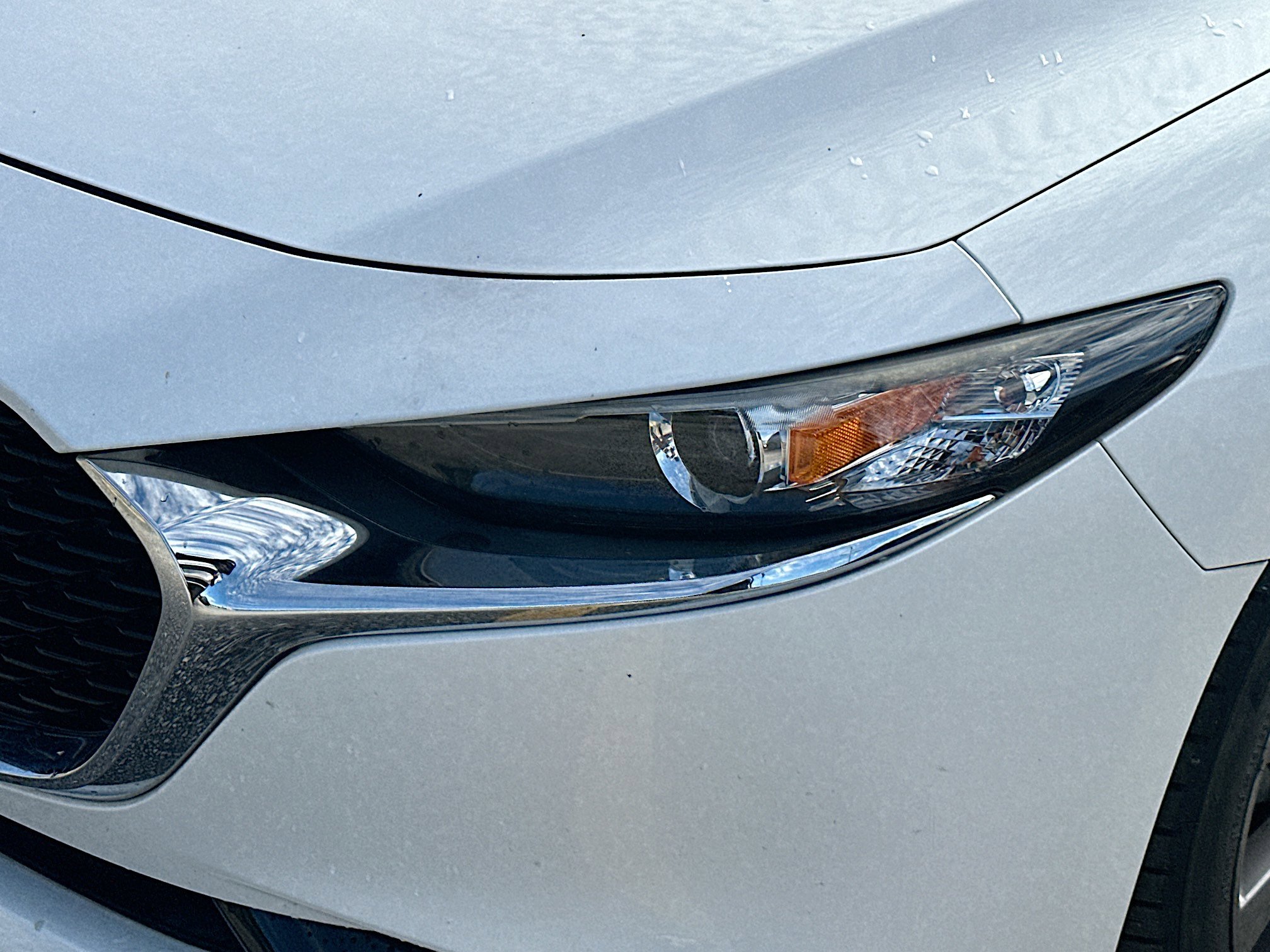 Used 2019 MAZDA MAZDA3 Sedan w/ Preferred Package image 34