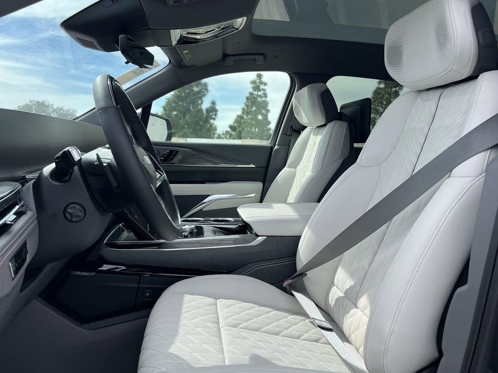 New 2026 Cadillac Escalade IQ Luxury 1 image 24