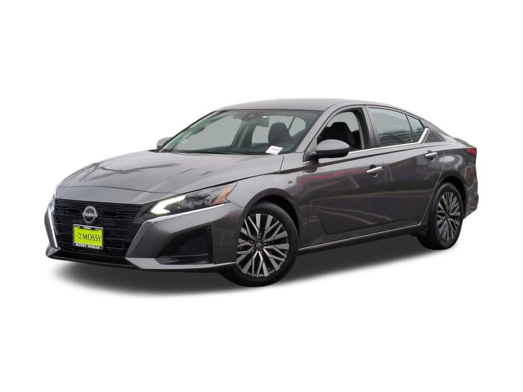 Used 2023 Nissan Altima 2.5 SV FWD image 1