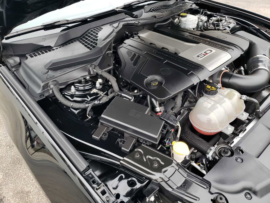 Used 2019 Ford Mustang GT image 33