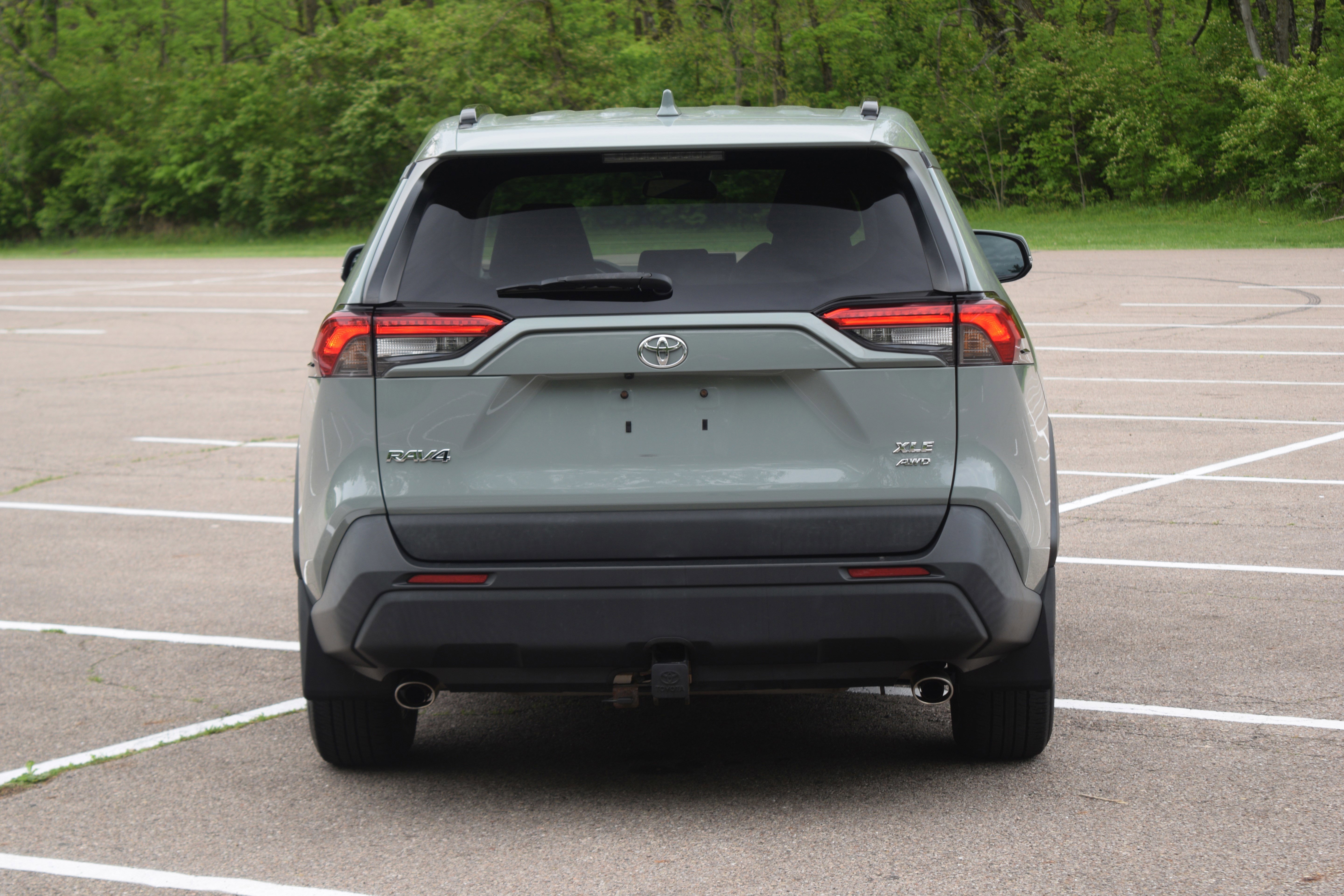 Used 2020 Toyota RAV4 XLE w/ All Weather Liner Package AWD/4WD image 24
