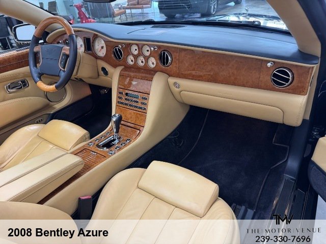 Used 2008 Bentley Azure RWD image 29