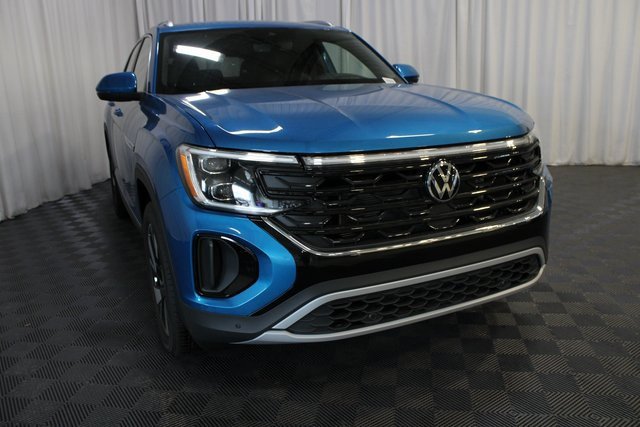 New 2025 Volkswagen Atlas Cross Sport SEL image 28