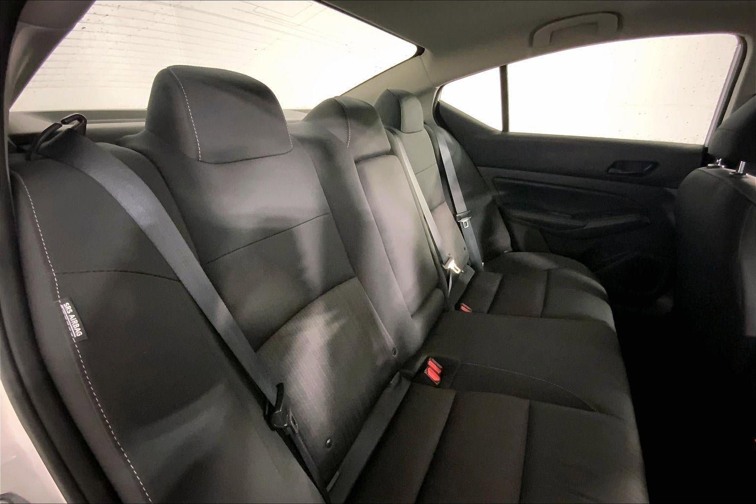 Used 2025 Nissan Altima 2.5 SV image 23