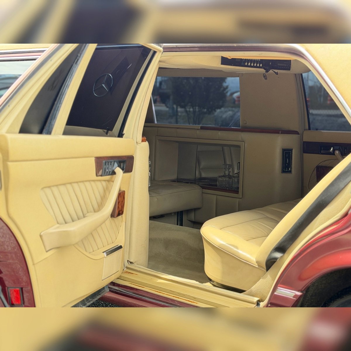 Used 1989 Mercedes-Benz 560 SEL image 7