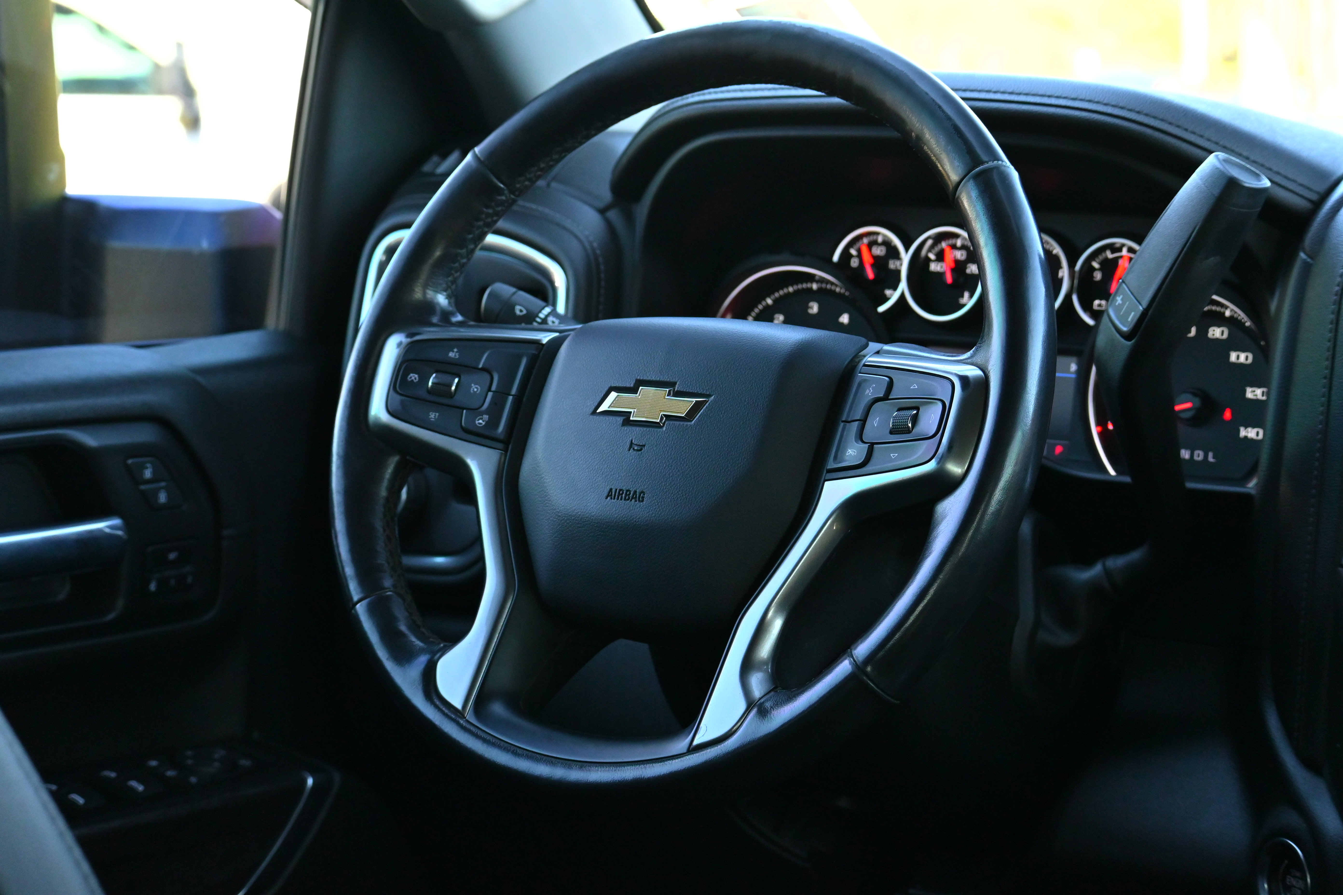 Used 2020 Chevrolet Silverado 2500 LTZ w/ LTZ Plus Package image 18