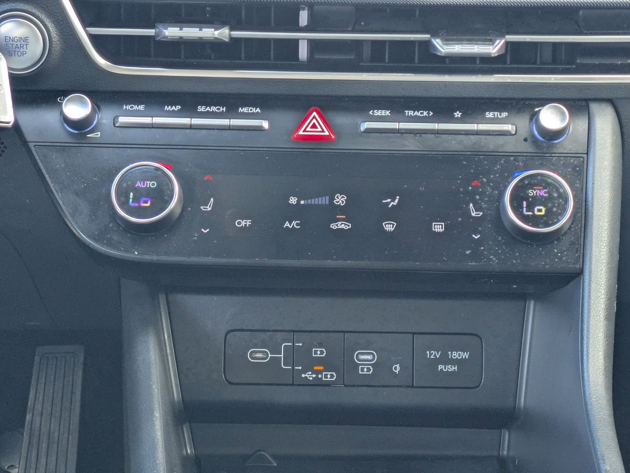 Certified 2024 Hyundai Sonata SEL w/ Convenience Package FWD image 31