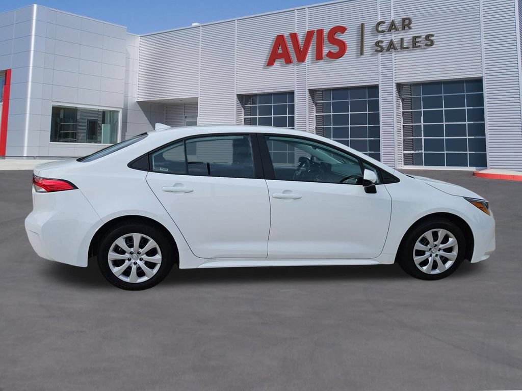 Used 2025 Toyota Corolla LE FWD image 7