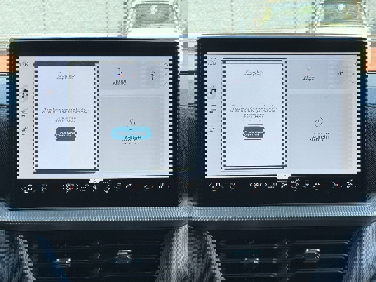 New 2026 Ford Explorer ST-Line w/ ST-Line Street Pack image 3