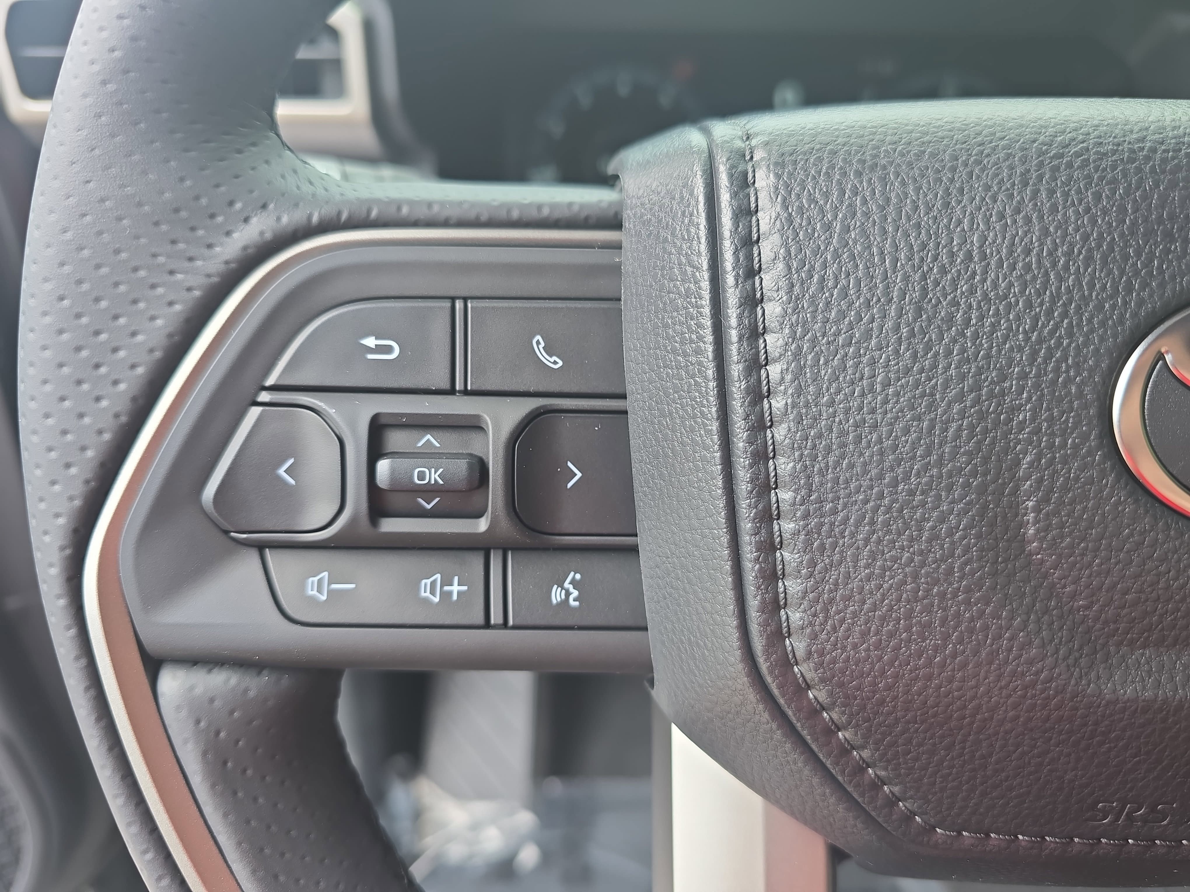 New 2026 Toyota 4Runner TRD Off-Road Premium AWD/4WD image 18