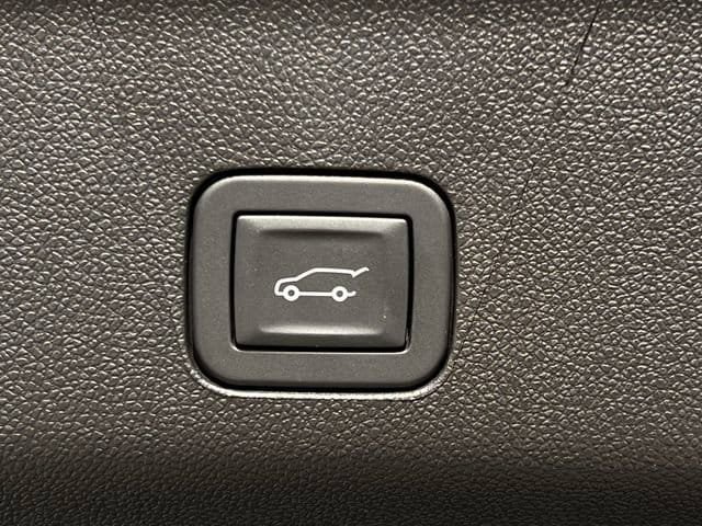 New 2026 Cadillac Escalade ESV Platinum Sport w/ LPO, ONYX Package AWD/4WD image 27