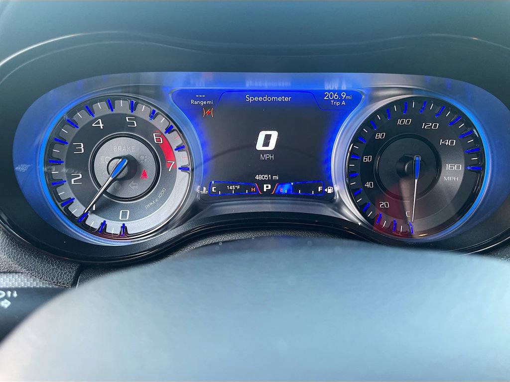 Used 2023 Chrysler 300 C RWD image 12