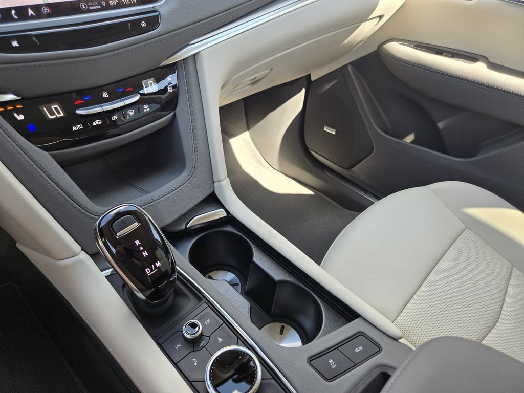 New 2026 Cadillac XT5 Premium Luxury w/ Driver Assist Package AWD/4WD image 13