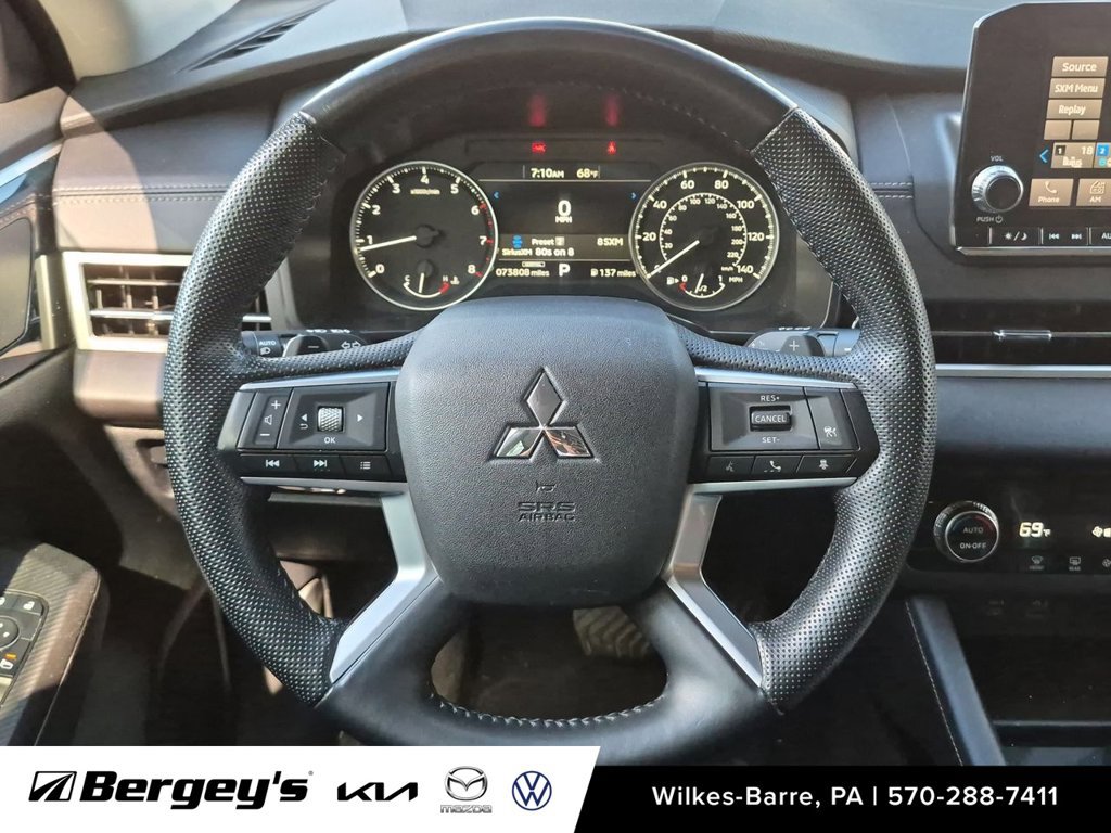 Used 2023 Mitsubishi Outlander SE AWD/4WD image 23