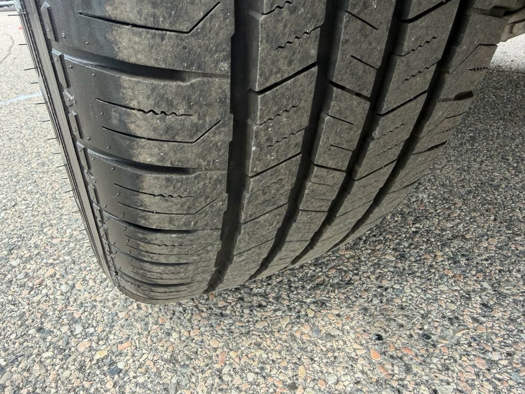 Used 2018 Jeep Grand Cherokee Altitude RWD image 42