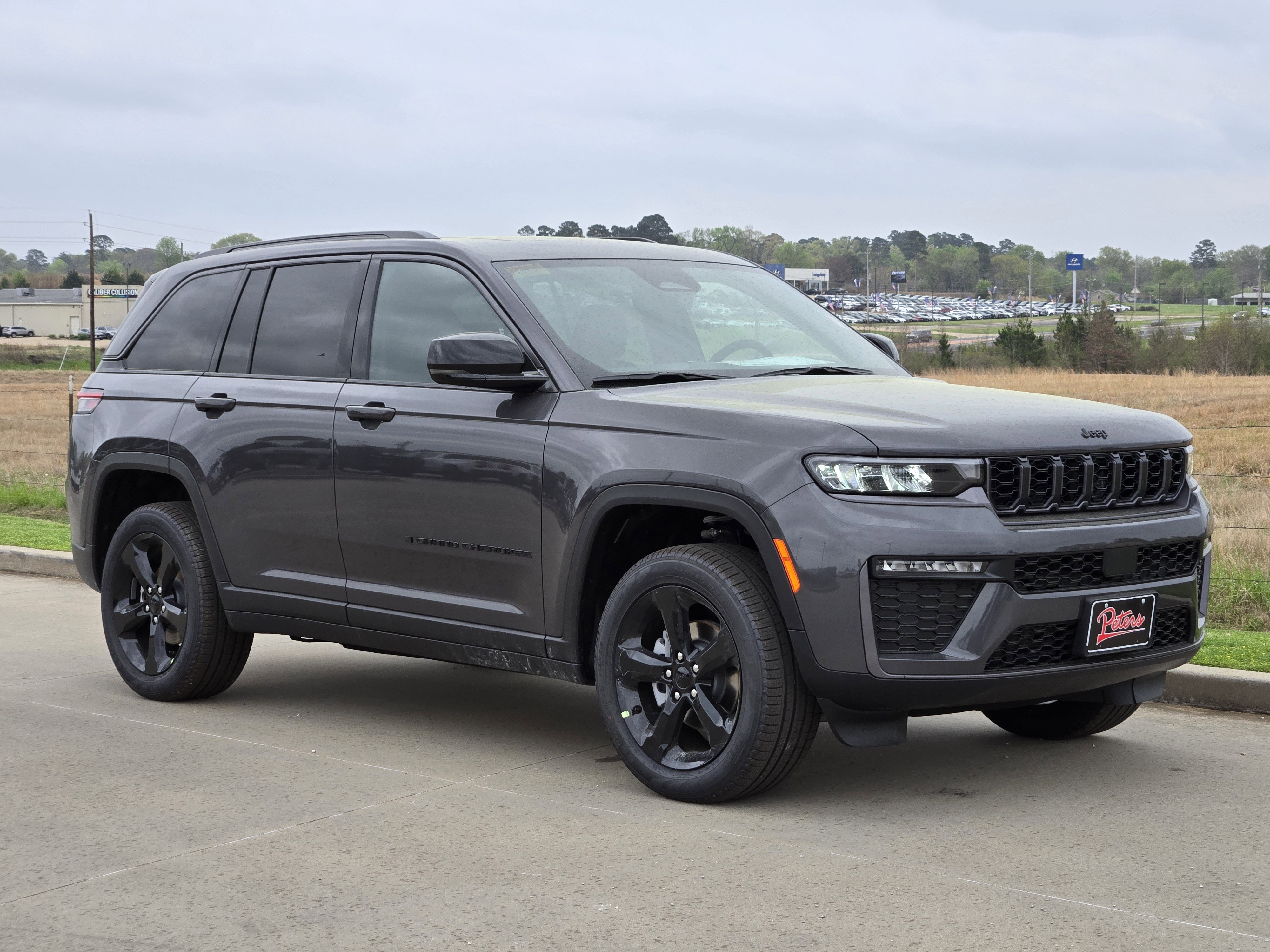 New 2026 Jeep Grand Cherokee Limited w/ Limited Altitude Package AWD/4WD image 1