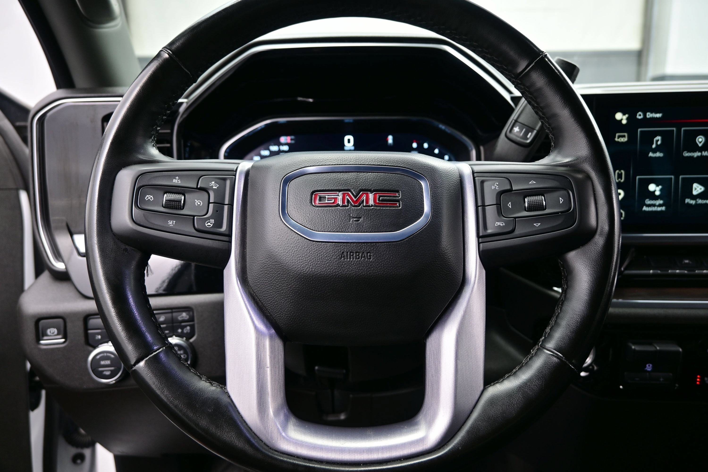 Used 2025 GMC Sierra 1500 SLT AWD/4WD image 23