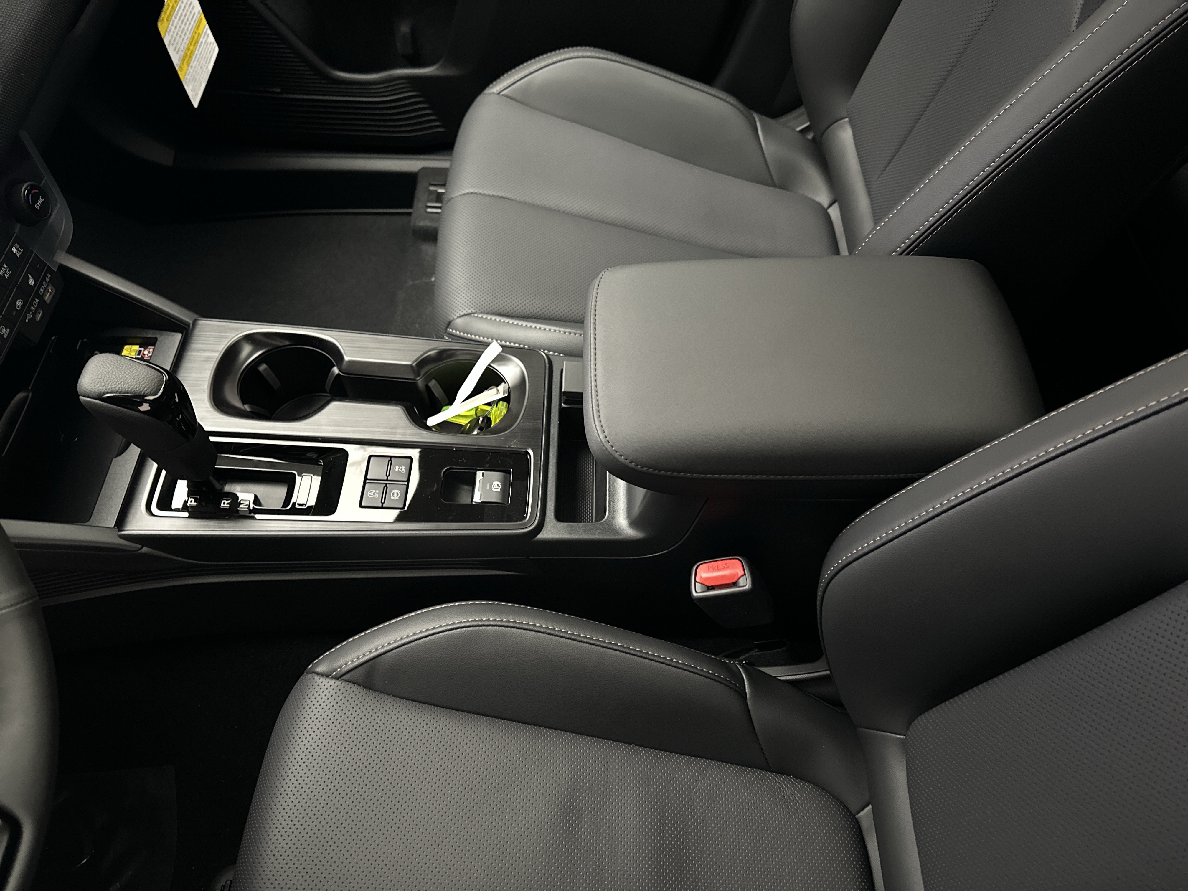 New 2026 Subaru Outback Limited AWD/4WD image 40