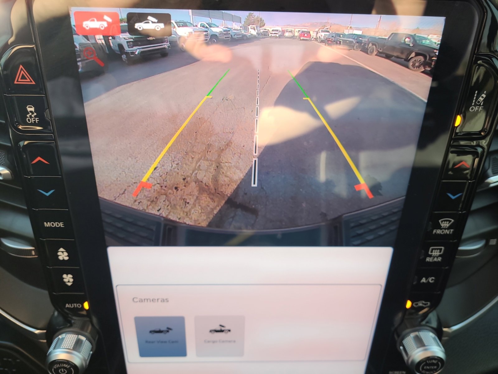 Used 2025 RAM 3500 Laramie image 19