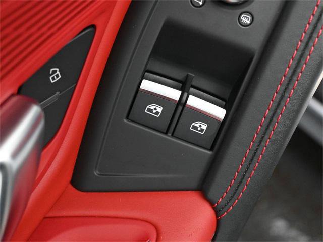 Used 2018 Audi R8 V10 image 13