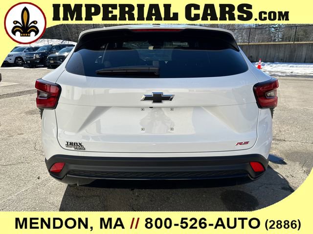 New 2026 Chevrolet Trax RS w/ Sunroof Package image 10