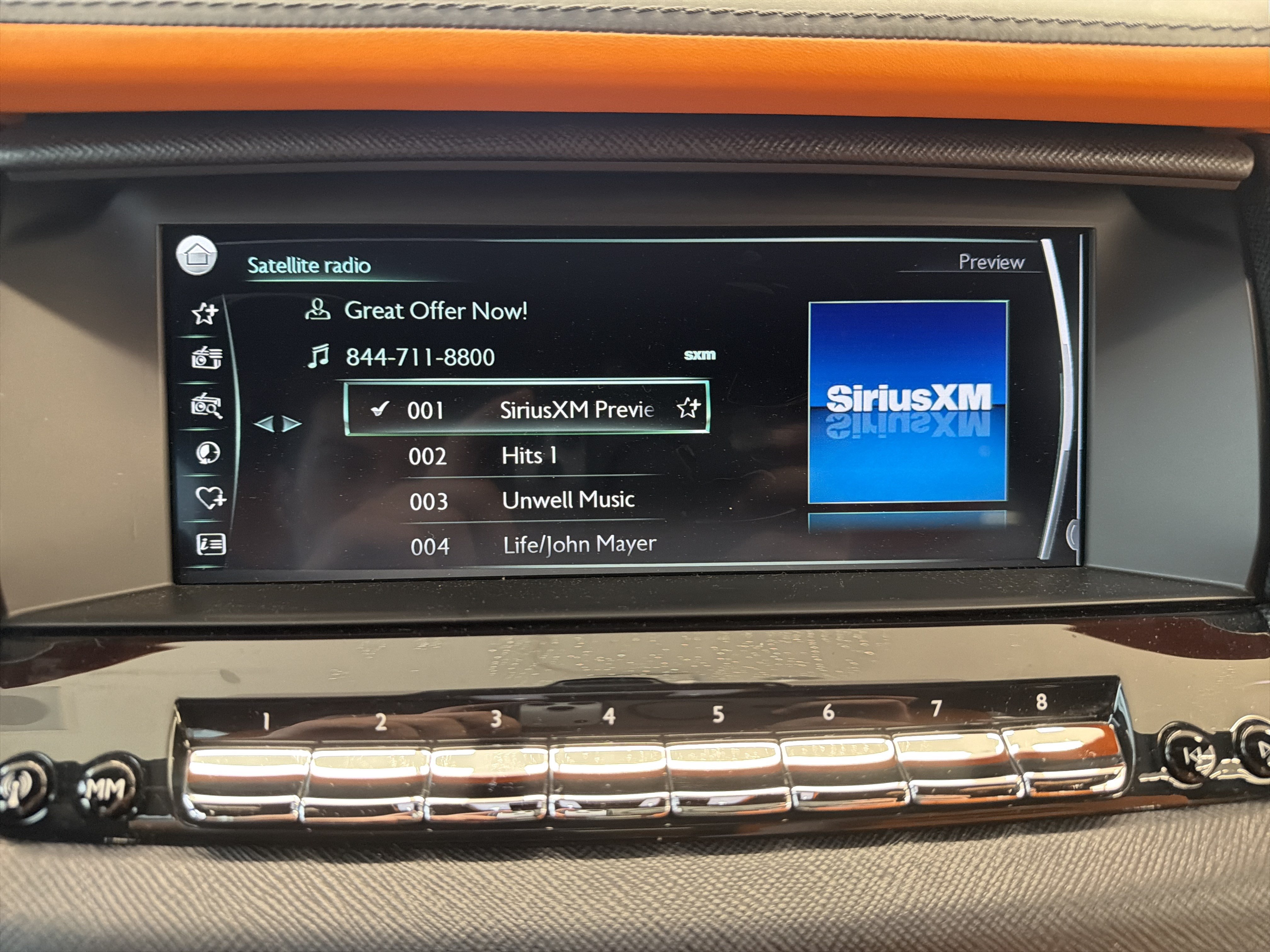 Certified 2022 Rolls-Royce Cullinan AWD/4WD image 25