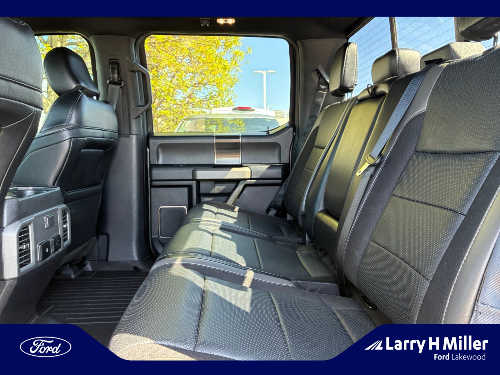 Used 2020 Ford F150 Raptor w/ Equipment Group 802A Luxury AWD/4WD image 17