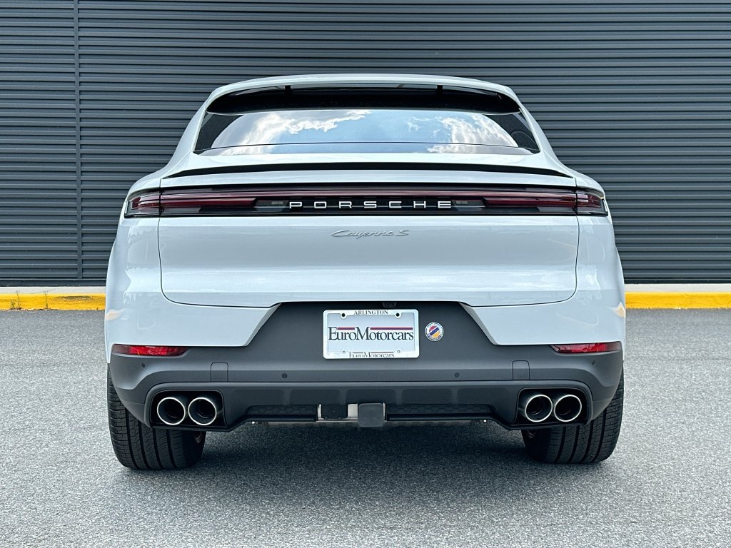 New 2026 Porsche Cayenne S AWD/4WD image 17