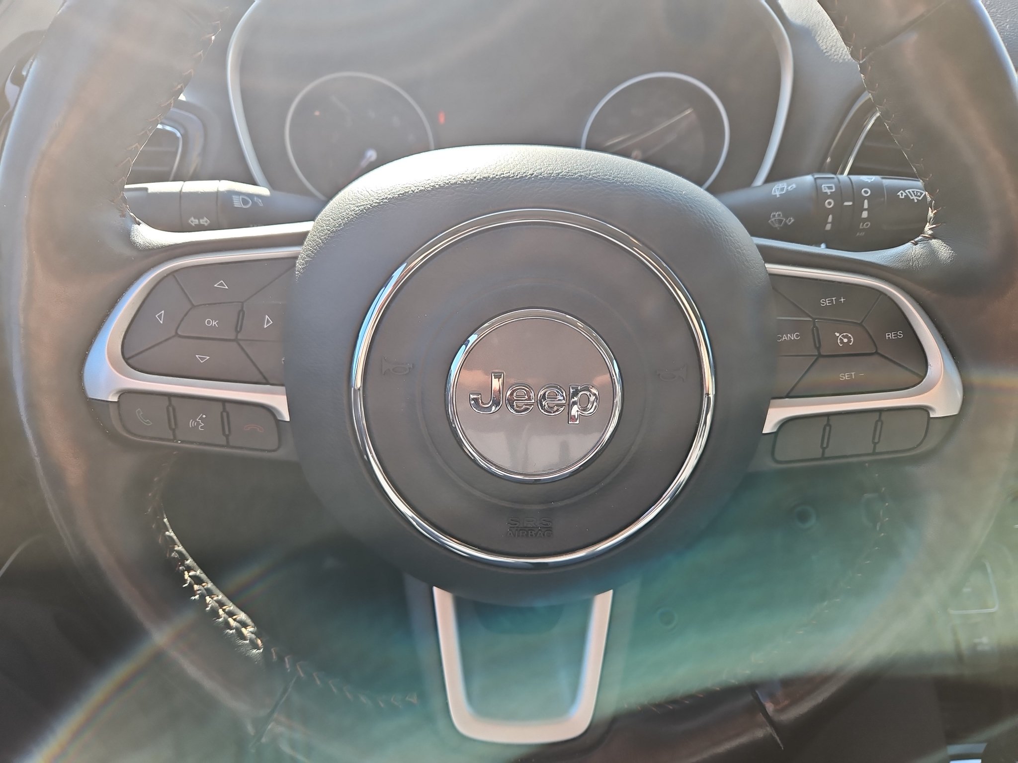 Used 2019 Jeep Compass Limited w/ Safety & Security Group AWD/4WD image 10