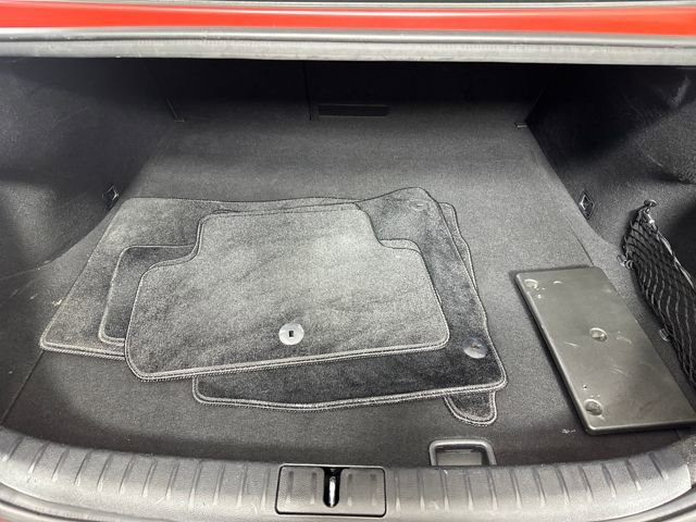 Used 2023 Genesis G70 2.0T image 25