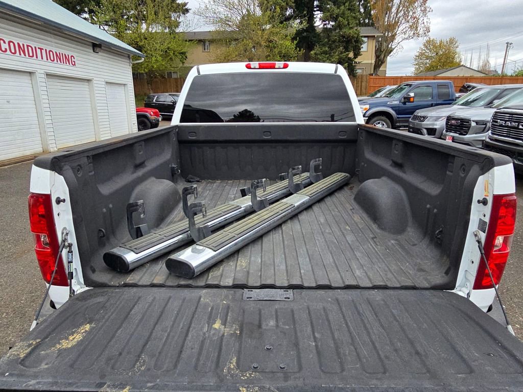 Used 2013 Chevrolet Silverado 2500 LTZ w/ LTZ Plus Package image 13