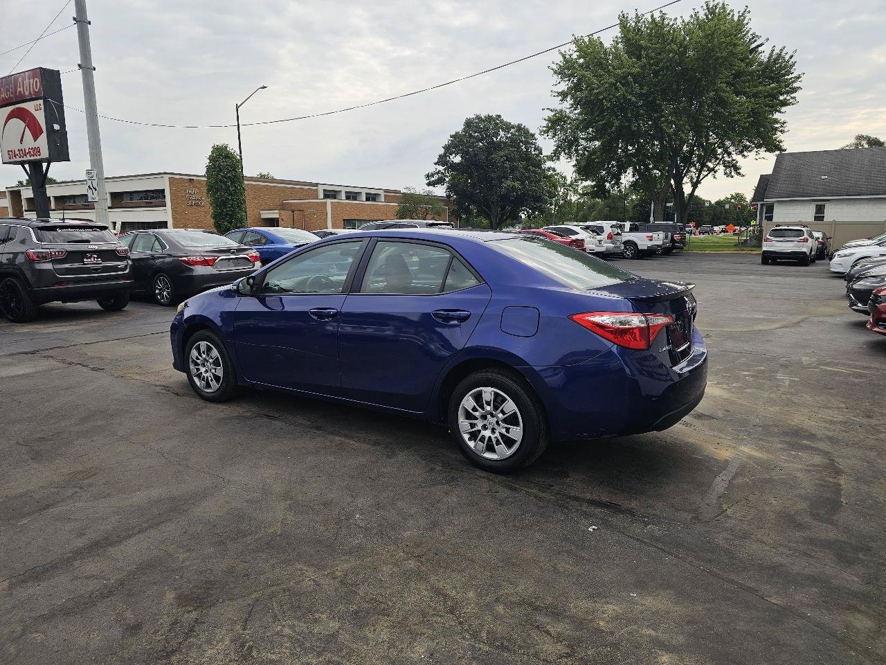 Used 2016 Toyota Corolla S FWD image 7