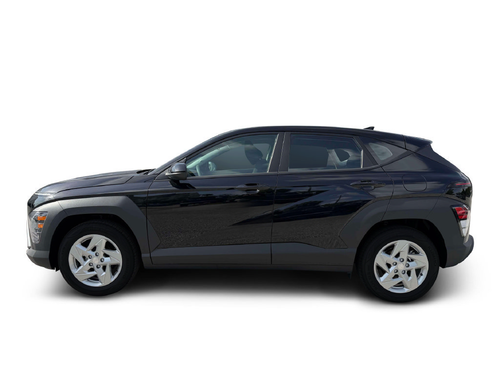 New 2027 Hyundai Kona SE FWD image 3