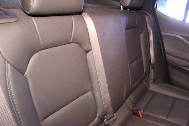 Certified 2025 Buick Envista Sport Touring w/ Convenience II Package FWD image 10